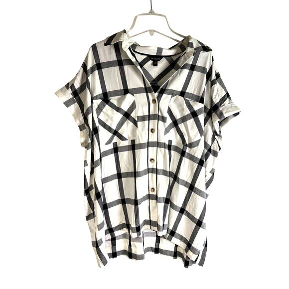The Limited Tops - The Limited NWT Plaid Button Down Blouse Black White Womens XL